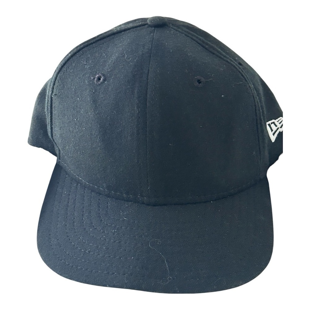 New Era Blank Fitted Cap – Black Wool Blend – Size 7 1/4